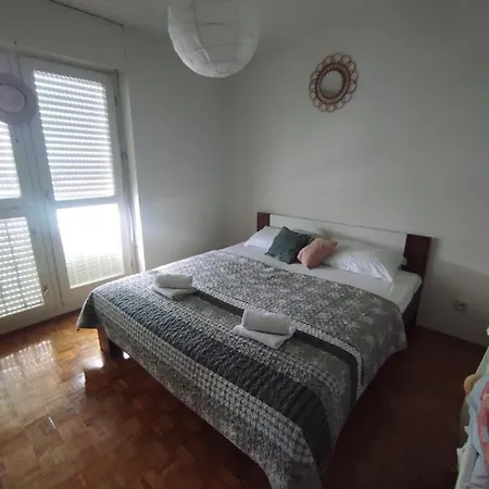 *air* Apartment